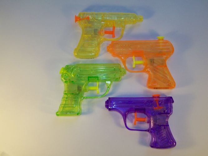 Water Pistol - large